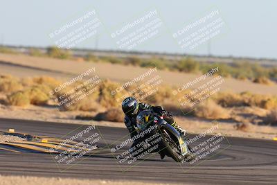 media/Nov-17-2024-CVMA (Sun) [[1fec520723]]/Race 17-Amateur Supersport Middleweight/